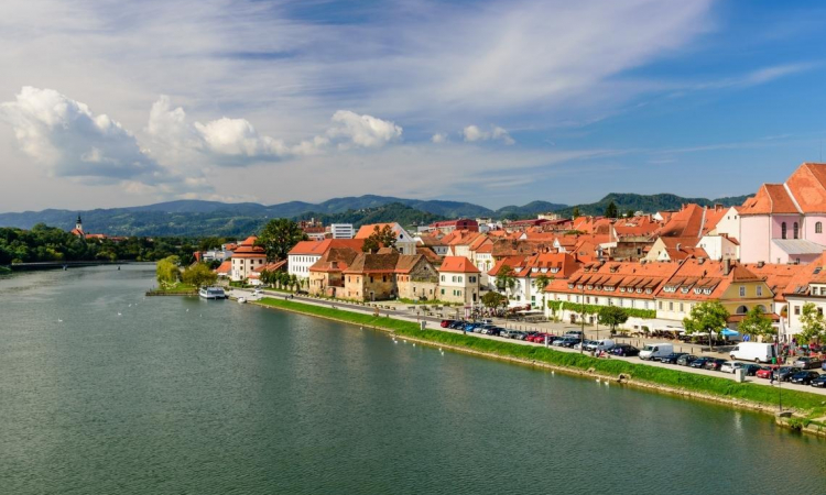 V Mariboru odprli sistem souporabe koles Mbajk
