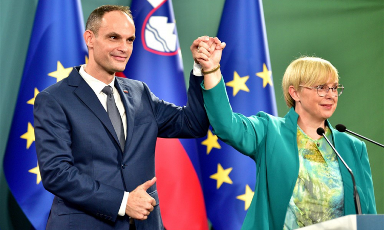 Štetje glasovnic iz tujine po prvem krogu in konec prijave za glasovanje po pošti iz Slovenije pred drugim krogom predsedniških volitev