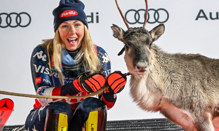 Shiffrin 98. zmaga v karieri in osma v Leviju, najboljša Slovenka Dvornik 15. 