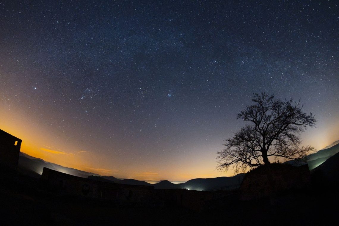 Tri astrološka znamenja, ki dajejo prednost samoti pred ljubeznijo