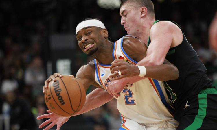 Oklahomi v ligi NBA derbi proti Bostonu
