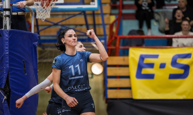 Calcit Volley lovi zgodovinski šesti zaporedni naslov