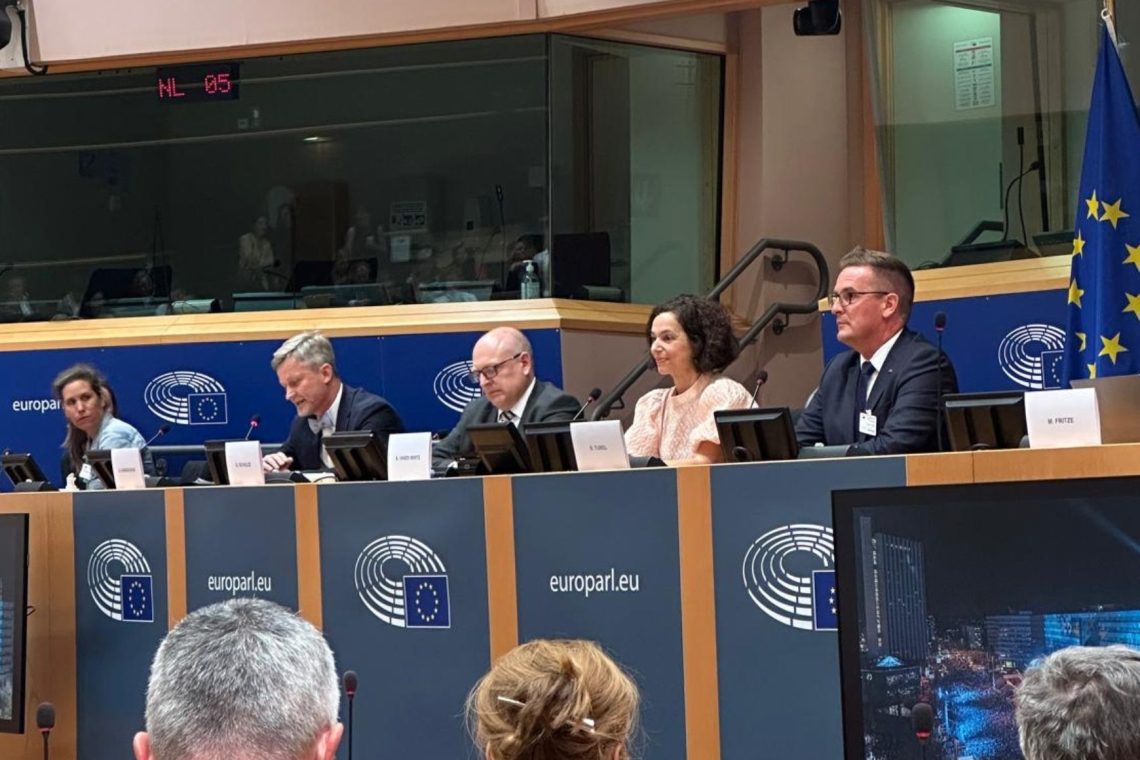 Mladi čebelarji znova navdušili na državnem tekmovanju