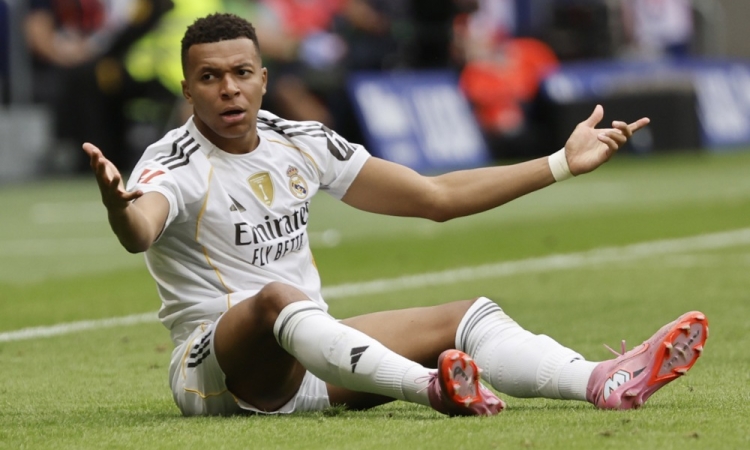 Real Madrid ni več stoodstoten, Atletico zanesljivo dobil prestižni mestni derbi