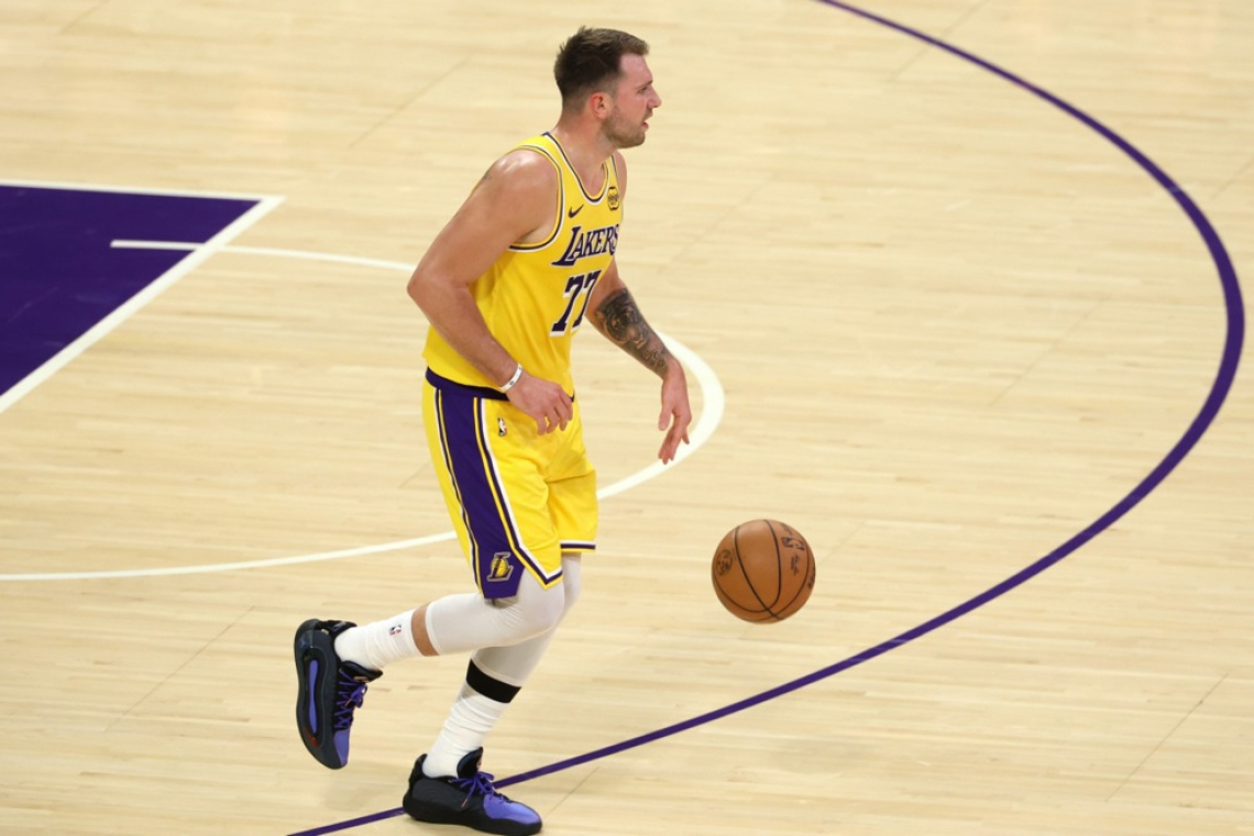 Dončić z Lakers brez poraza v četrtfinale pokala NBA  
