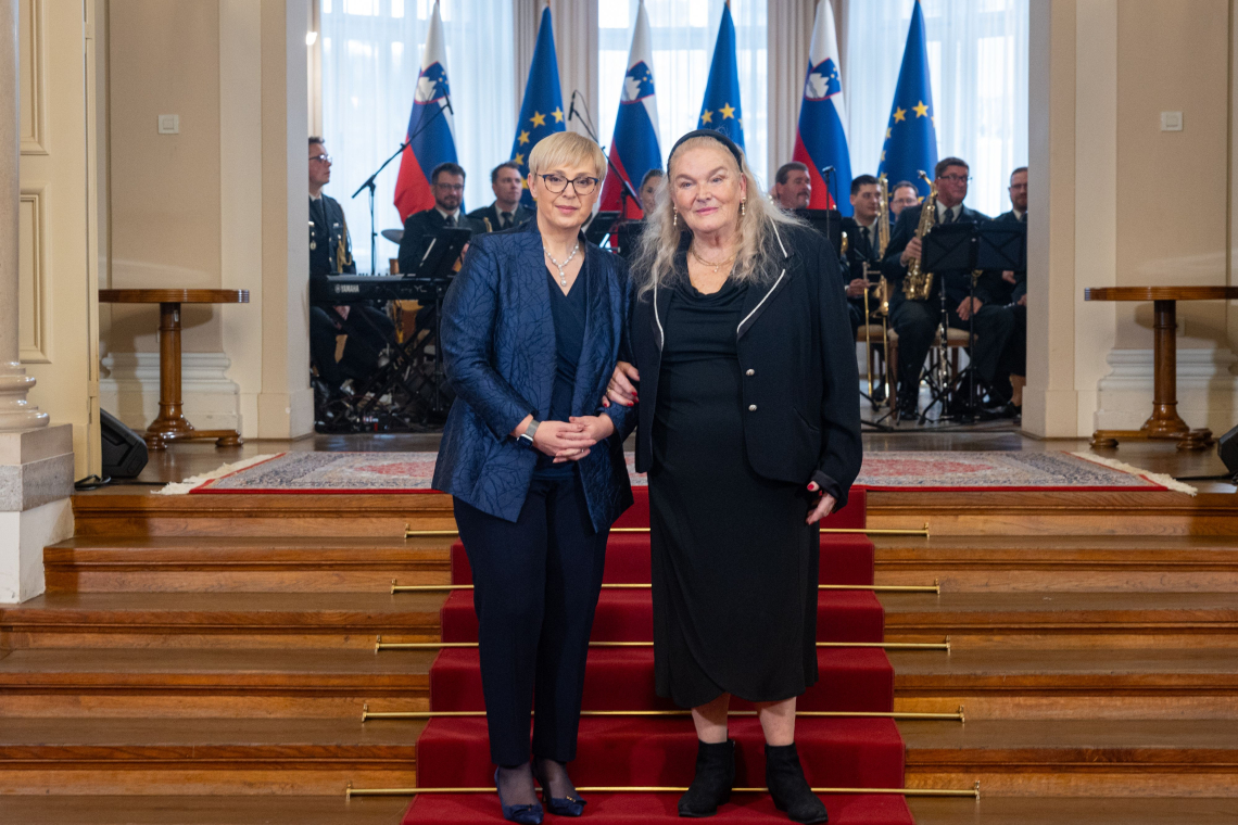 Predsednica republike vročila red za zasluge Eldi Viler