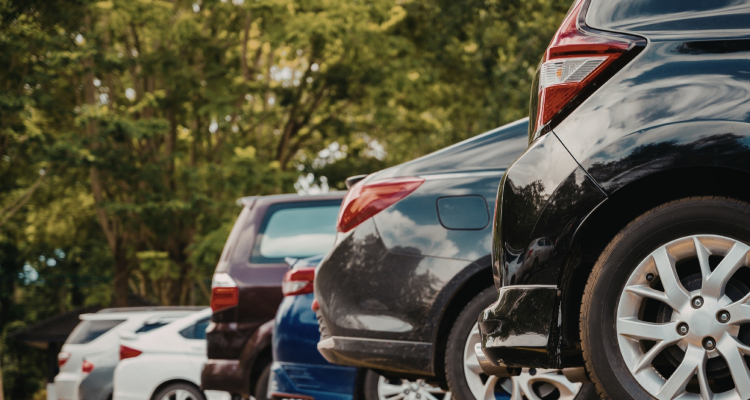 Sodišče zadržalo novi parkirni režim v Štepanjskem naselju