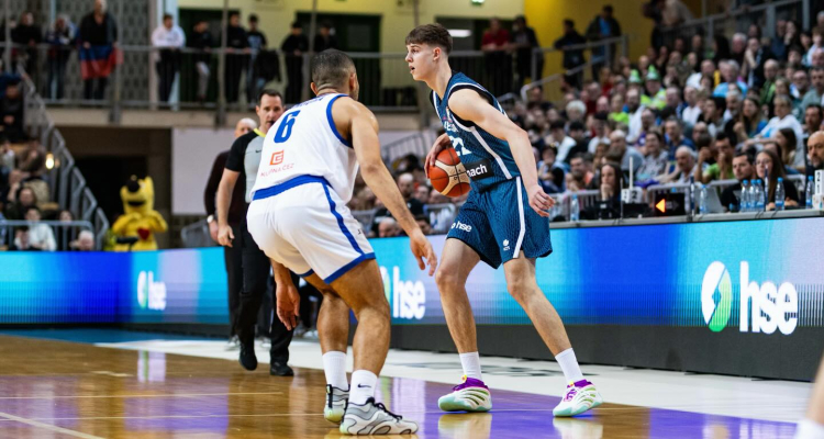 Slovenija z izvrstnim drugim polčasom nadigrala Češko