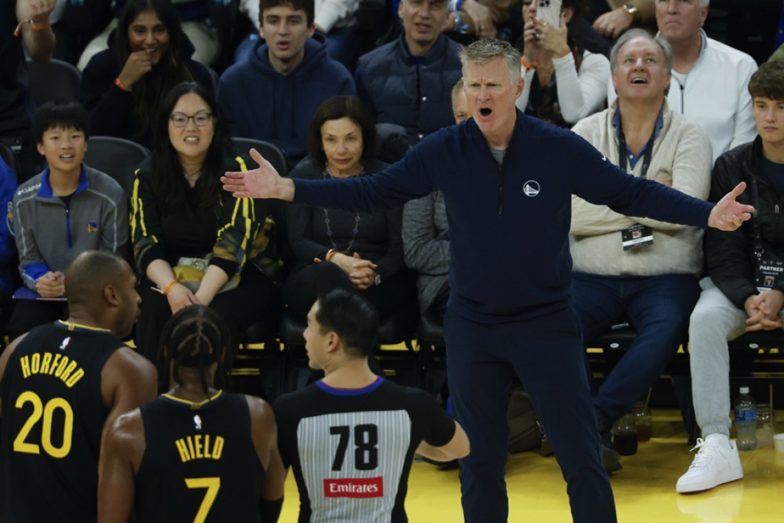 Branilci naslova ohranili vodstvo v NBA