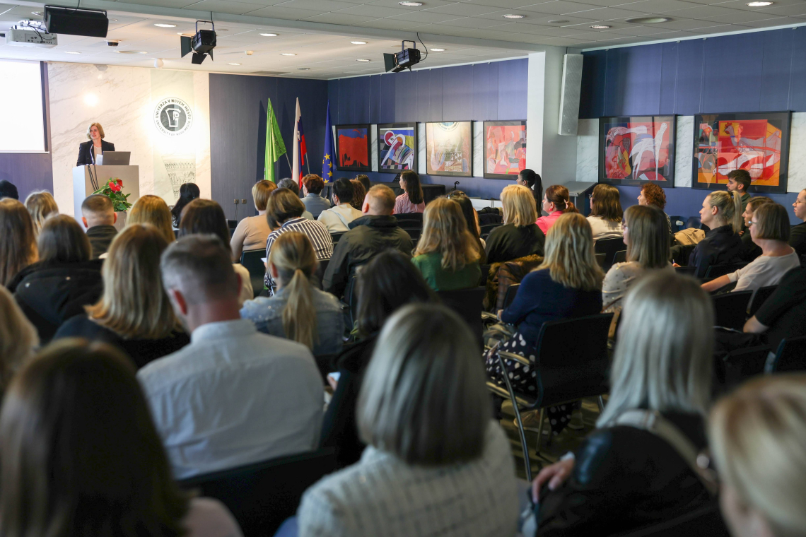 V Novem mestu razpravljali o širjenju okužb