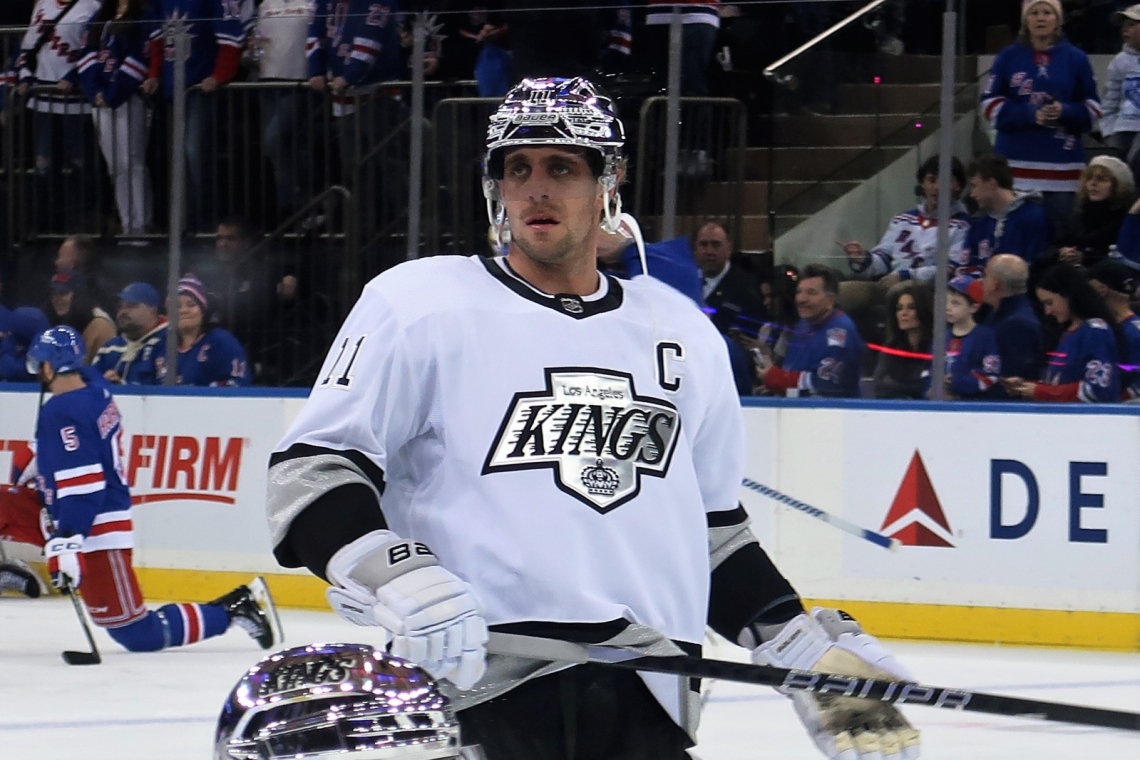 Kralji s četrto zaporedno zmago v ligi NHL korak bližje končnici