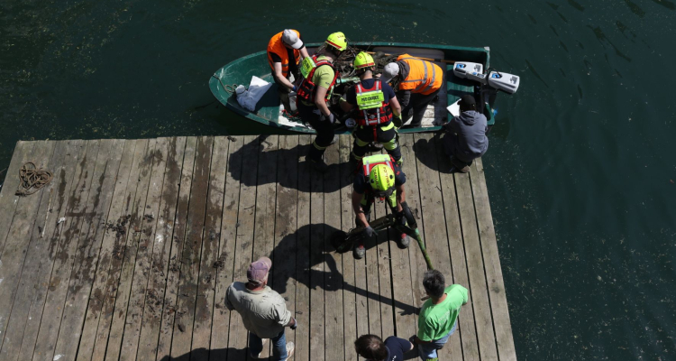 Potapljači iz Ljubljanice odstranili 800 kilogramov odpadkov