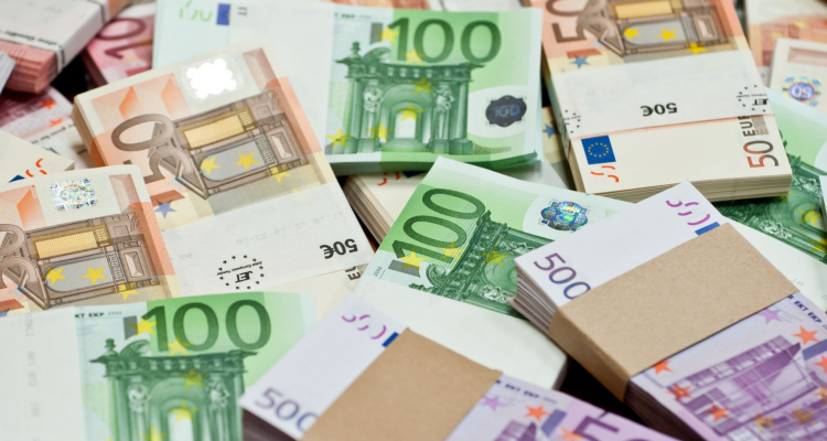 Slovenj Gradec z rebalansom proračuna in začasnim zaprtjem šole v Šmiklavžu
